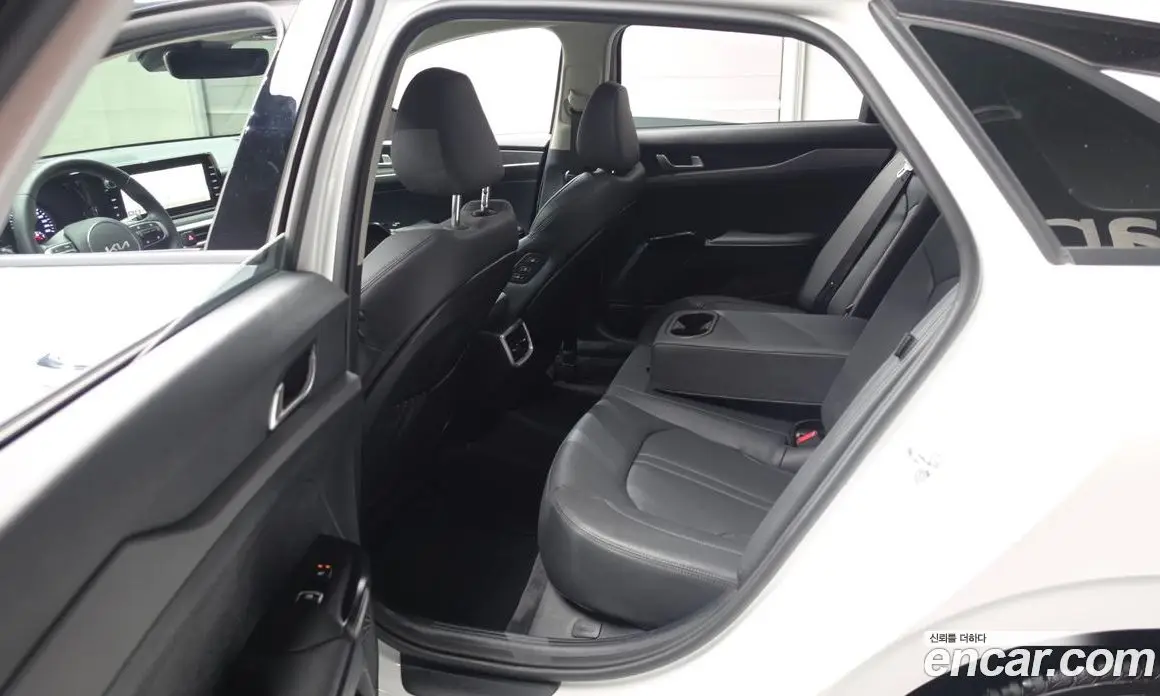 Kia K5 (Optima) 2023 2.0 автомат (гидро), фото 17 Kia K5 (Optima) 2023 2.0 автомат (гидро), фото 17