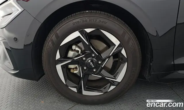 Kia K5 (Optima) 2025 2.0 автомат (гидро), миниатюра 5 Kia K5 (Optima) 2025 2.0 автомат (гидро), миниатюра 5