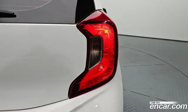 Kia Morning 2022 1.0 автомат (гидро), миниатюра 9