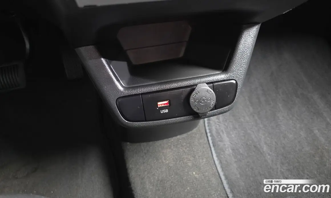 Kia Ray 2022 1.0 автомат (гидро), фото 16