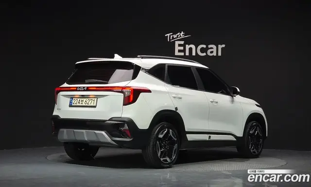 Kia Seltos 2024 1.6 автомат (гидро), миниатюра 2 Kia Seltos 2024 1.6 автомат (гидро), миниатюра 2
