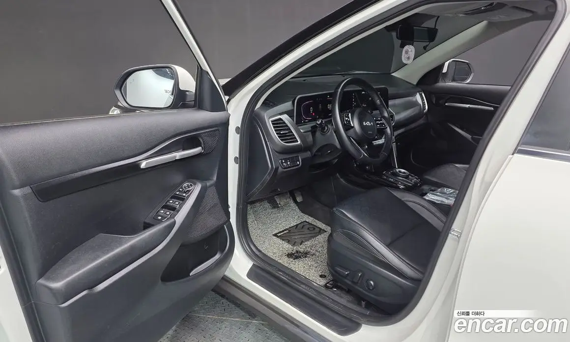 Kia Seltos 2024 1.6 автомат (гидро), фото 13 Kia Seltos 2024 1.6 автомат (гидро), фото 13