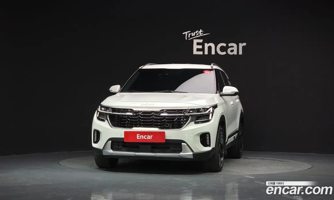 Kia Seltos 2024 1.6 автомат (гидро), фото 3 Kia Seltos 2024 1.6 автомат (гидро), фото 3