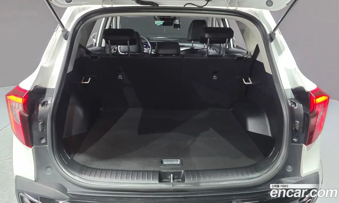Kia Seltos 2024 1.6 автомат (гидро), фото 22 Kia Seltos 2024 1.6 автомат (гидро), фото 22