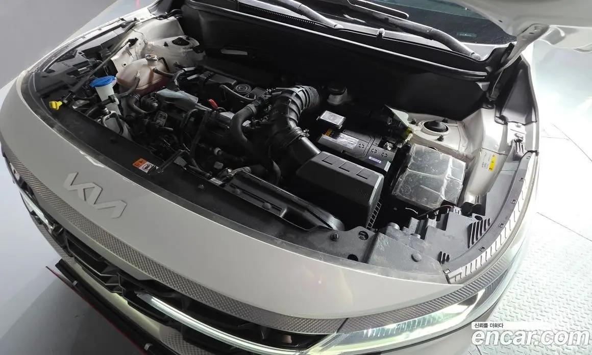 Kia Seltos 2024 1.6 автомат (гидро), фото 6 Kia Seltos 2024 1.6 автомат (гидро), фото 6