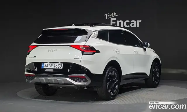 Kia Sportage 2022 1.6 автомат (гидро), миниатюра 2