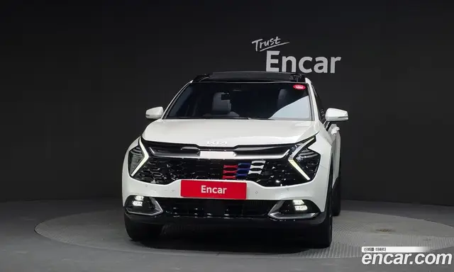 Kia Sportage 2022 1.6 автомат (гидро), миниатюра 3