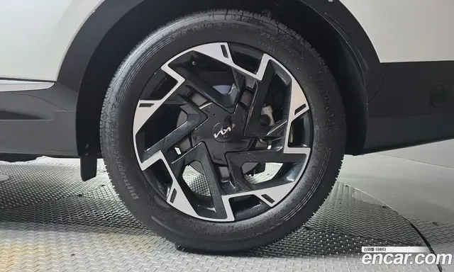 Kia Sportage 2022 1.6 автомат (гидро), миниатюра 7