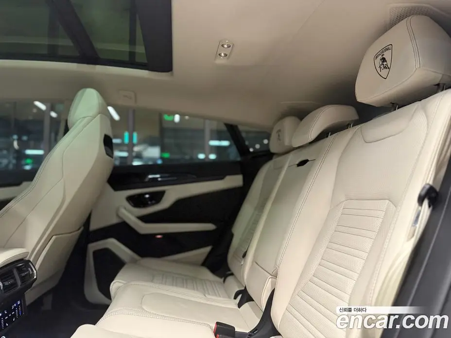Lamborghini Urus 2025 4.0 автомат (гидро), фото 14 Lamborghini Urus 2025 4.0 автомат (гидро), фото 14