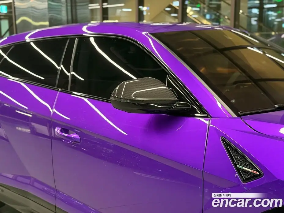 Lamborghini Urus 2025 4.0 автомат (гидро), фото 15 Lamborghini Urus 2025 4.0 автомат (гидро), фото 15