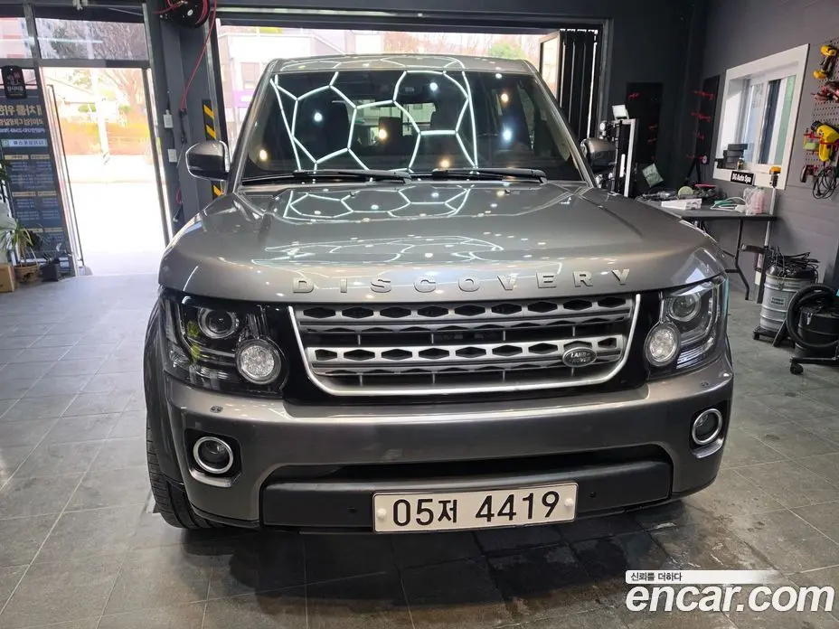 Land Rover Discovery 2014 3.0 автомат (гидро), фото 6 Land Rover Discovery 2014 3.0 автомат (гидро), фото 6