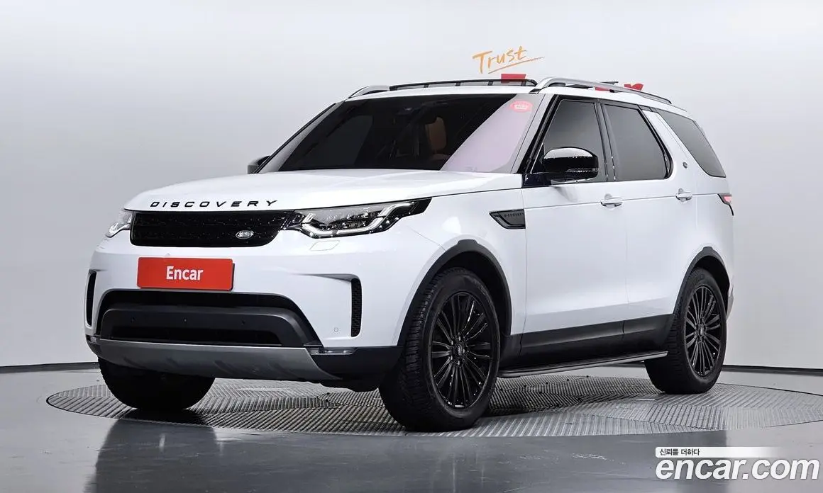Land Rover Discovery 2018 3.0 автомат (гидро), фото 1 Land Rover Discovery 2018 3.0 автомат (гидро), фото 1