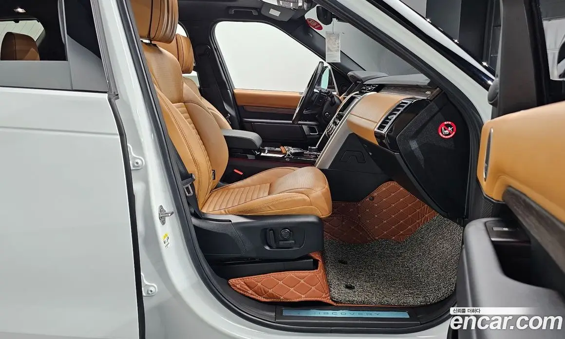 Land Rover Discovery 2018 3.0 автомат (гидро), фото 16 Land Rover Discovery 2018 3.0 автомат (гидро), фото 16