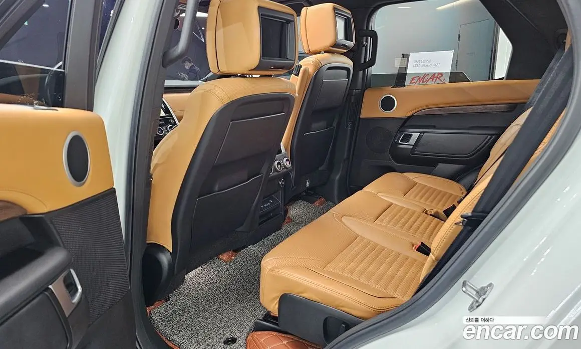 Land Rover Discovery 2018 3.0 автомат (гидро), фото 18 Land Rover Discovery 2018 3.0 автомат (гидро), фото 18