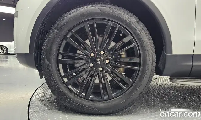 Land Rover Discovery 2018 3.0 автомат (гидро), миниатюра 5 Land Rover Discovery 2018 3.0 автомат (гидро), миниатюра 5