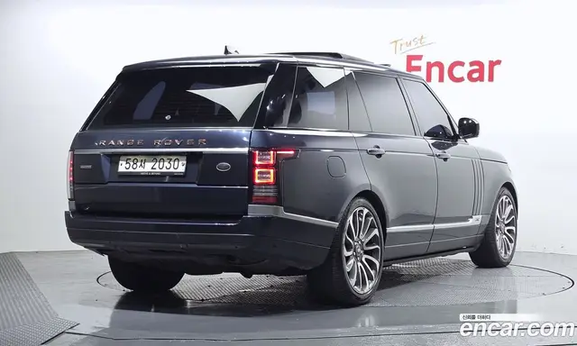 Land Rover Range Rover 2017 4.4 автомат (гидро), миниатюра 2 Land Rover Range Rover 2017 4.4 автомат (гидро), миниатюра 2