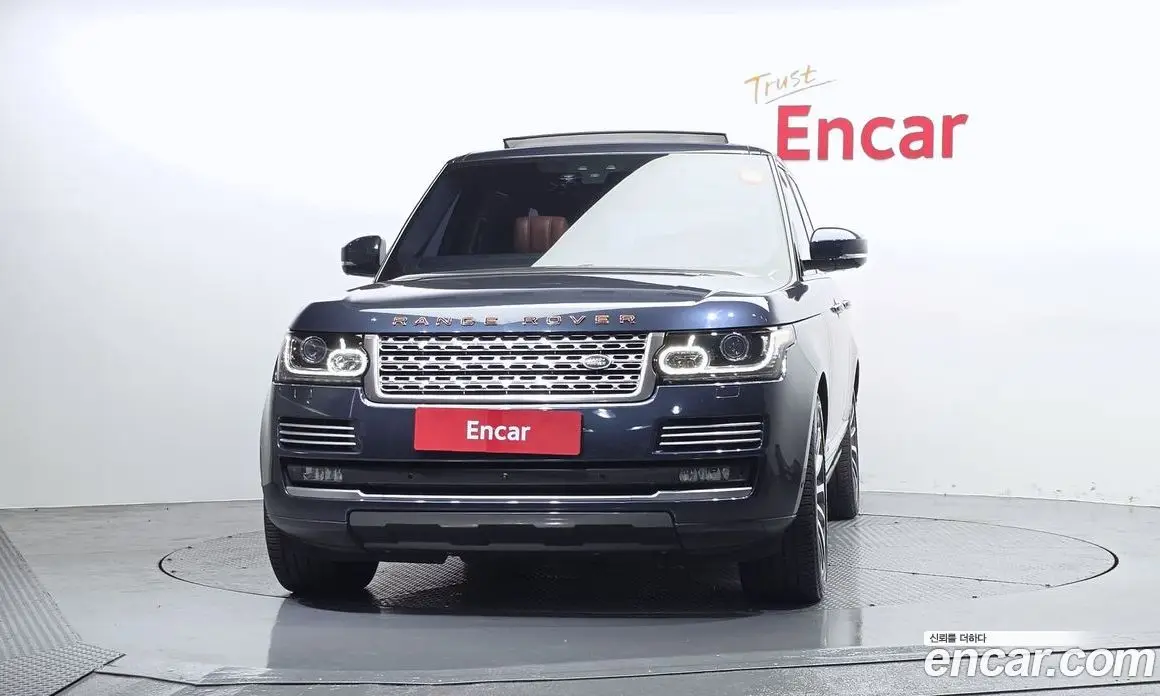 Land Rover Range Rover 2017 4.4 автомат (гидро), фото 3 Land Rover Range Rover 2017 4.4 автомат (гидро), фото 3