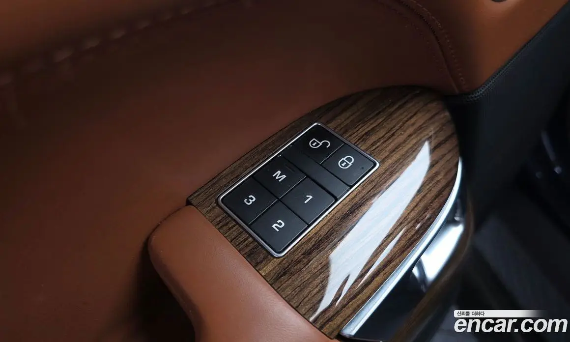 Land Rover Range Rover 2017 4.4 автомат (гидро), фото 34 Land Rover Range Rover 2017 4.4 автомат (гидро), фото 34