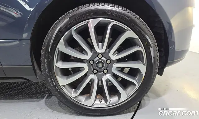 Land Rover Range Rover 2017 4.4 автомат (гидро), миниатюра 7 Land Rover Range Rover 2017 4.4 автомат (гидро), миниатюра 7