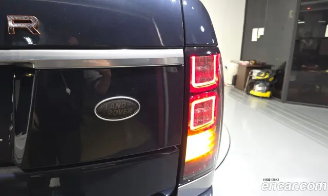 Land Rover Range Rover 2017 4.4 автомат (гидро), миниатюра 9 Land Rover Range Rover 2017 4.4 автомат (гидро), миниатюра 9