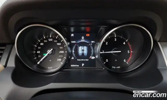 Land Rover Range Rover Evoque 2018 2.0 автомат (гидро), миниатюра 11 Land Rover Range Rover Evoque 2018 2.0 автомат (гидро), миниатюра 11