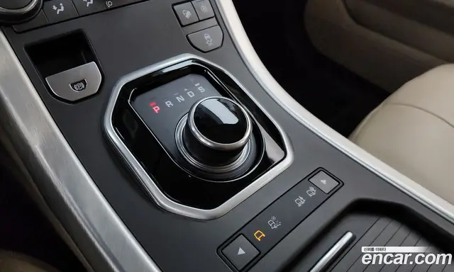 Land Rover Range Rover Evoque 2018 2.0 автомат (гидро), миниатюра 12