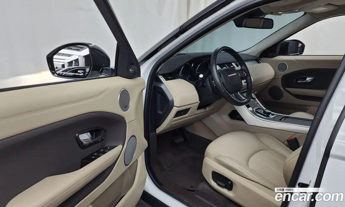 Land Rover Range Rover Evoque 2018 2.0 автомат (гидро), фото 13 Land Rover Range Rover Evoque 2018 2.0 автомат (гидро), фото 13