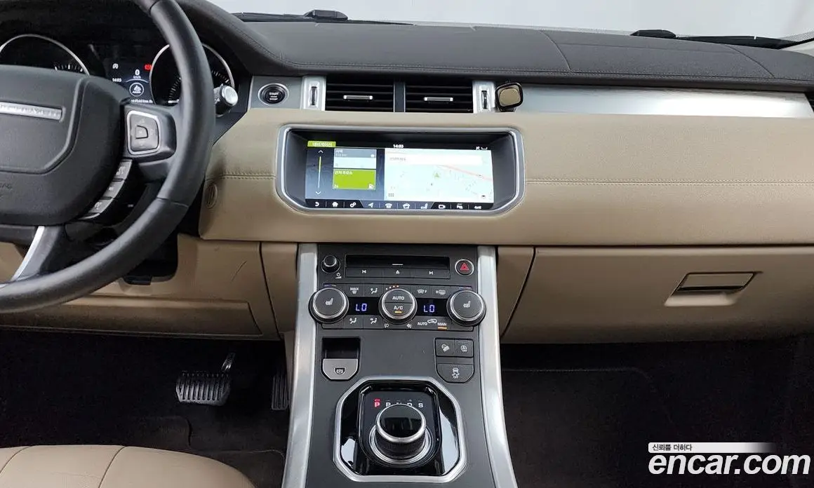 Land Rover Range Rover Evoque 2018 2.0 автомат (гидро), фото 20 Land Rover Range Rover Evoque 2018 2.0 автомат (гидро), фото 20