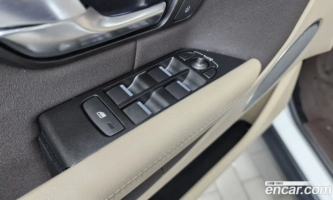 Land Rover Range Rover Evoque 2018 2.0 автомат (гидро), фото 29 Land Rover Range Rover Evoque 2018 2.0 автомат (гидро), фото 29