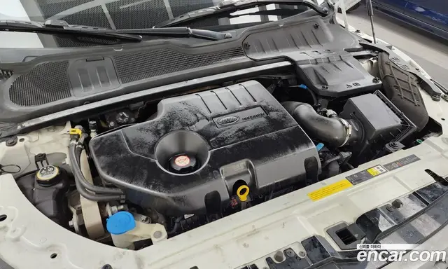 Land Rover Range Rover Evoque 2018 2.0 автомат (гидро), миниатюра 6 Land Rover Range Rover Evoque 2018 2.0 автомат (гидро), миниатюра 6