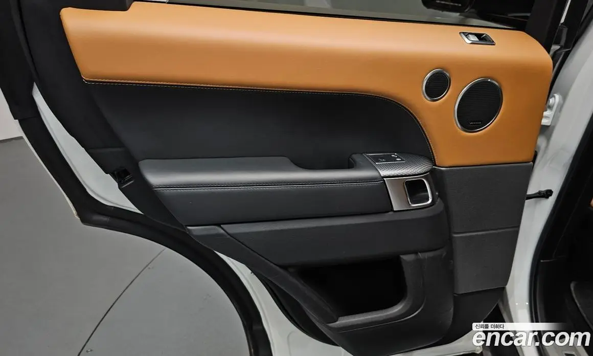 Land Rover Range Rover Sport 2019 3.0 автомат (гидро), фото 14 Land Rover Range Rover Sport 2019 3.0 автомат (гидро), фото 14