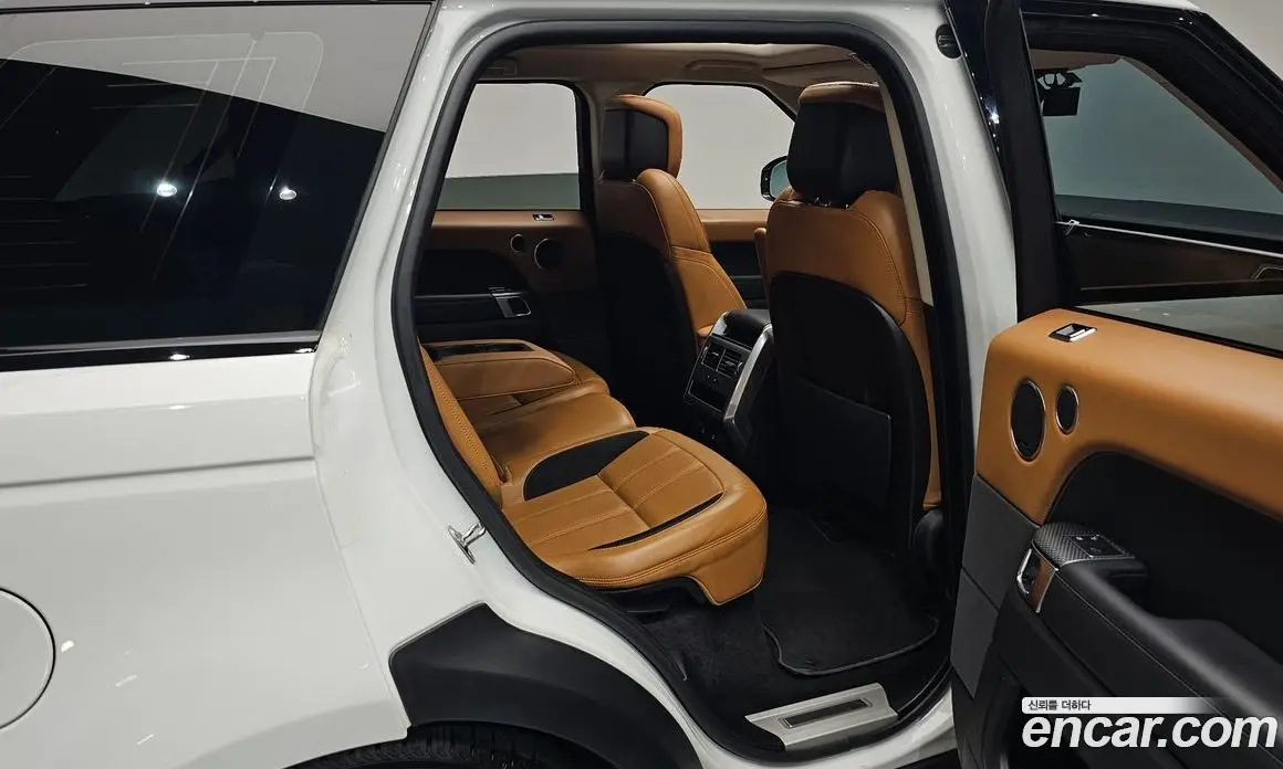 Land Rover Range Rover Sport 2019 3.0 автомат (гидро), фото 17 Land Rover Range Rover Sport 2019 3.0 автомат (гидро), фото 17