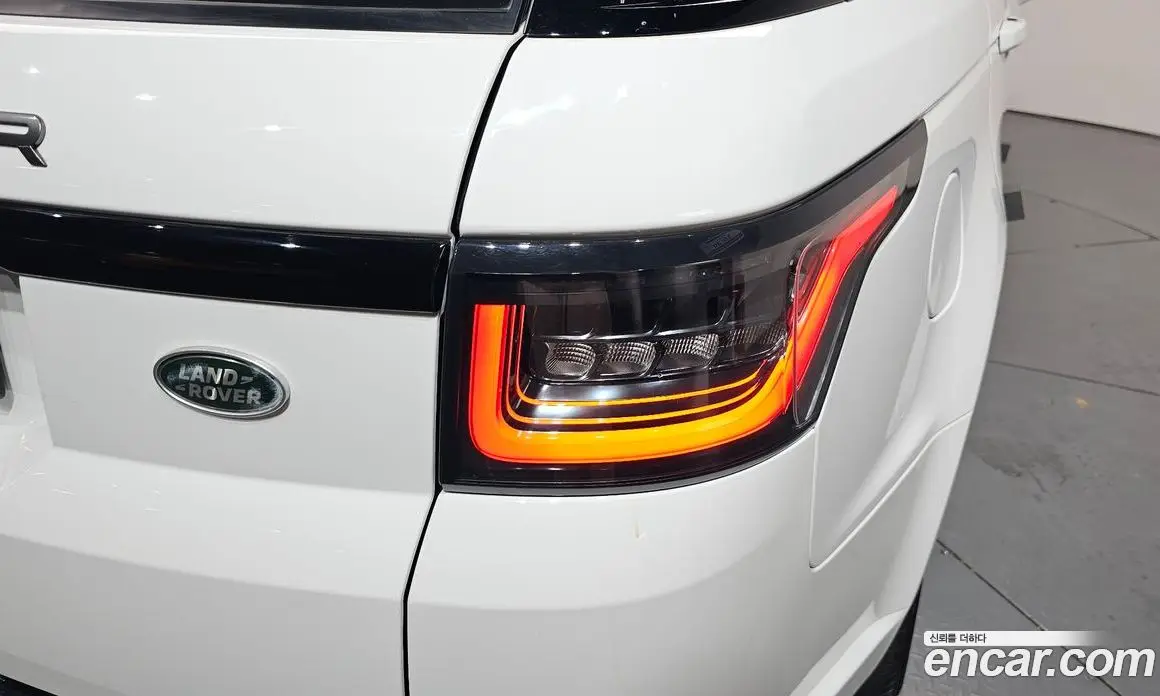 Land Rover Range Rover Sport 2019 3.0 автомат (гидро), фото 8 Land Rover Range Rover Sport 2019 3.0 автомат (гидро), фото 8