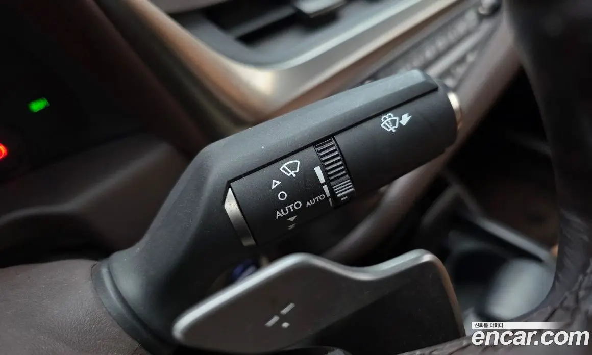 Lexus ES 2019 2.5 автомат (гидро), фото 24 Lexus ES 2019 2.5 автомат (гидро), фото 24