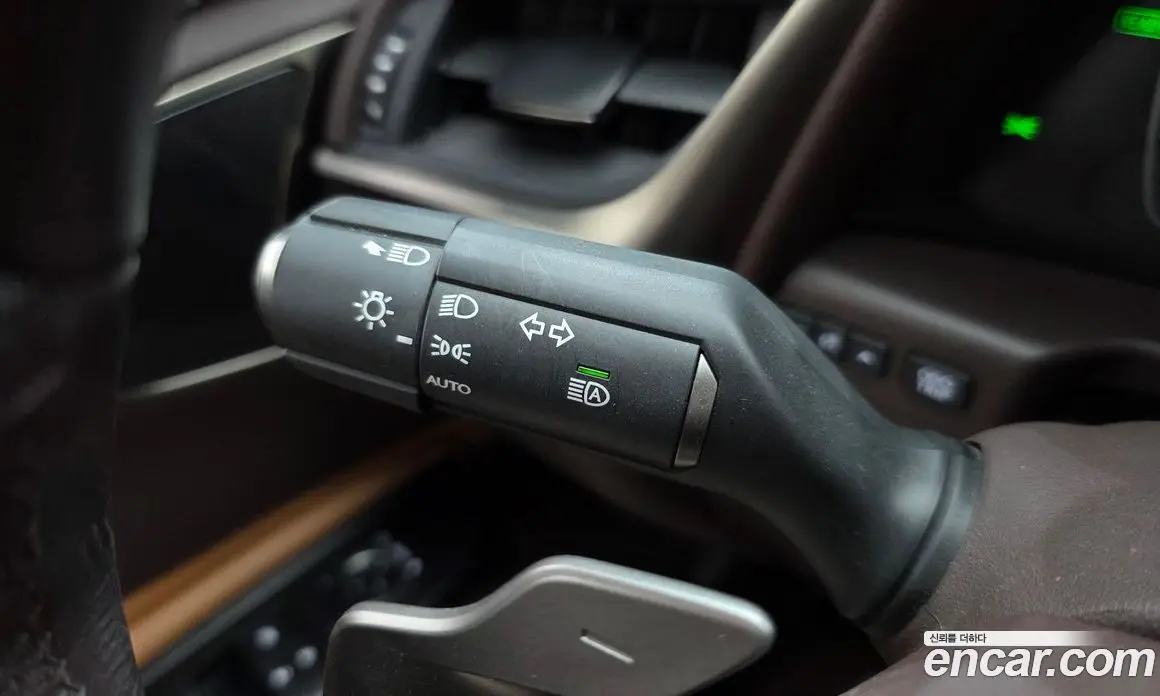 Lexus ES 2019 2.5 автомат (гидро), фото 25 Lexus ES 2019 2.5 автомат (гидро), фото 25