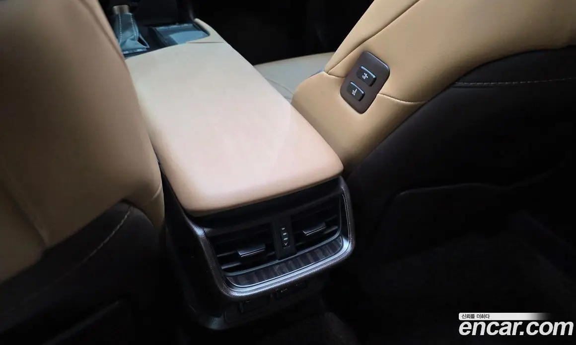 Lexus ES 2019 2.5 автомат (гидро), фото 28 Lexus ES 2019 2.5 автомат (гидро), фото 28