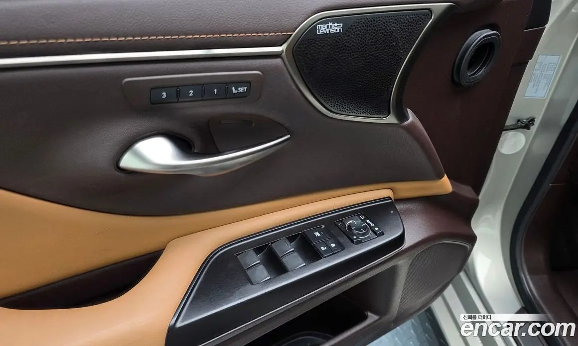Lexus ES 2019 2.5 автомат (гидро), фото 29 Lexus ES 2019 2.5 автомат (гидро), фото 29