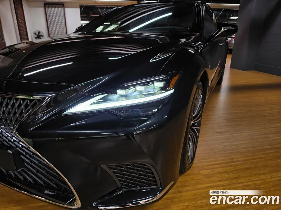 Lexus LS 2025 3.4 автомат (гидро), фото 16 Lexus LS 2025 3.4 автомат (гидро), фото 16