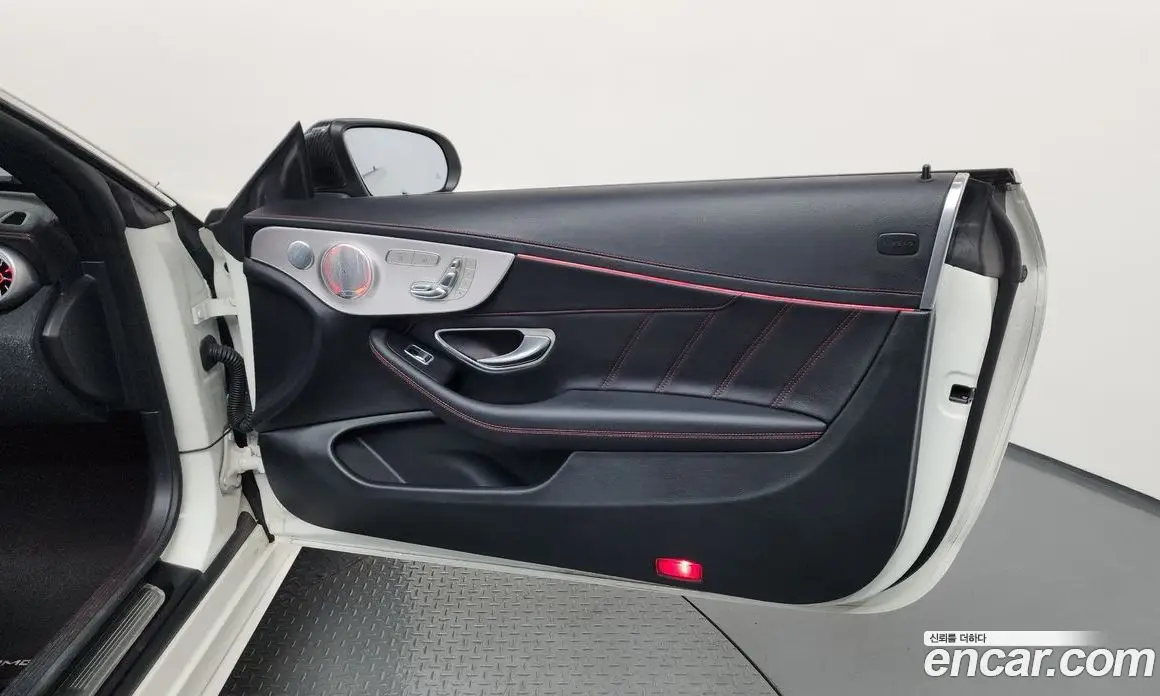 Mercedes-Benz C-Class 2019 3.0 автомат (гидро), фото 15