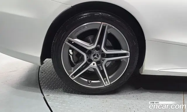 Mercedes-Benz C-Class 2022 2.0 автомат (гидро), миниатюра 5 Mercedes-Benz C-Class 2022 2.0 автомат (гидро), миниатюра 5