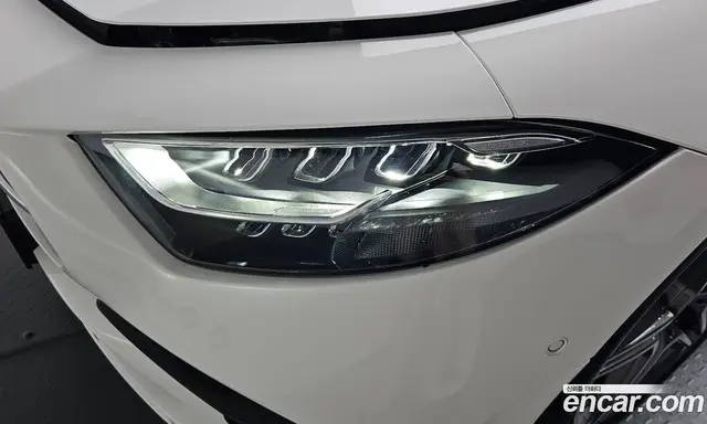 Mercedes-Benz CLS-Class 2022 2.0 автомат (гидро), миниатюра 7