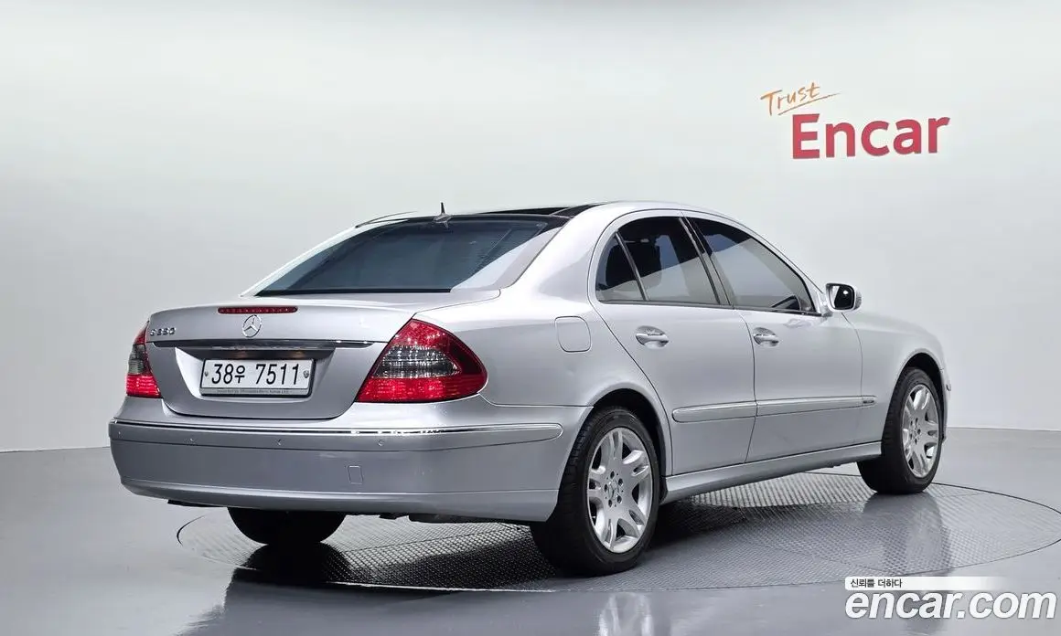 Mercedes-Benz E-Class 2007 3.5 автомат (гидро), фото 2 Mercedes-Benz E-Class 2007 3.5 автомат (гидро), фото 2