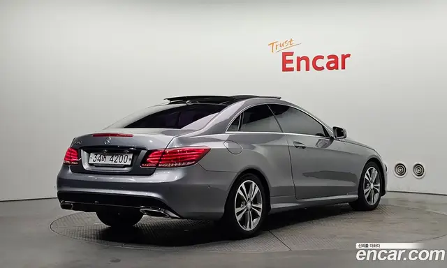 Mercedes-Benz E-Class 2013 2.0 автомат (гидро), миниатюра 2