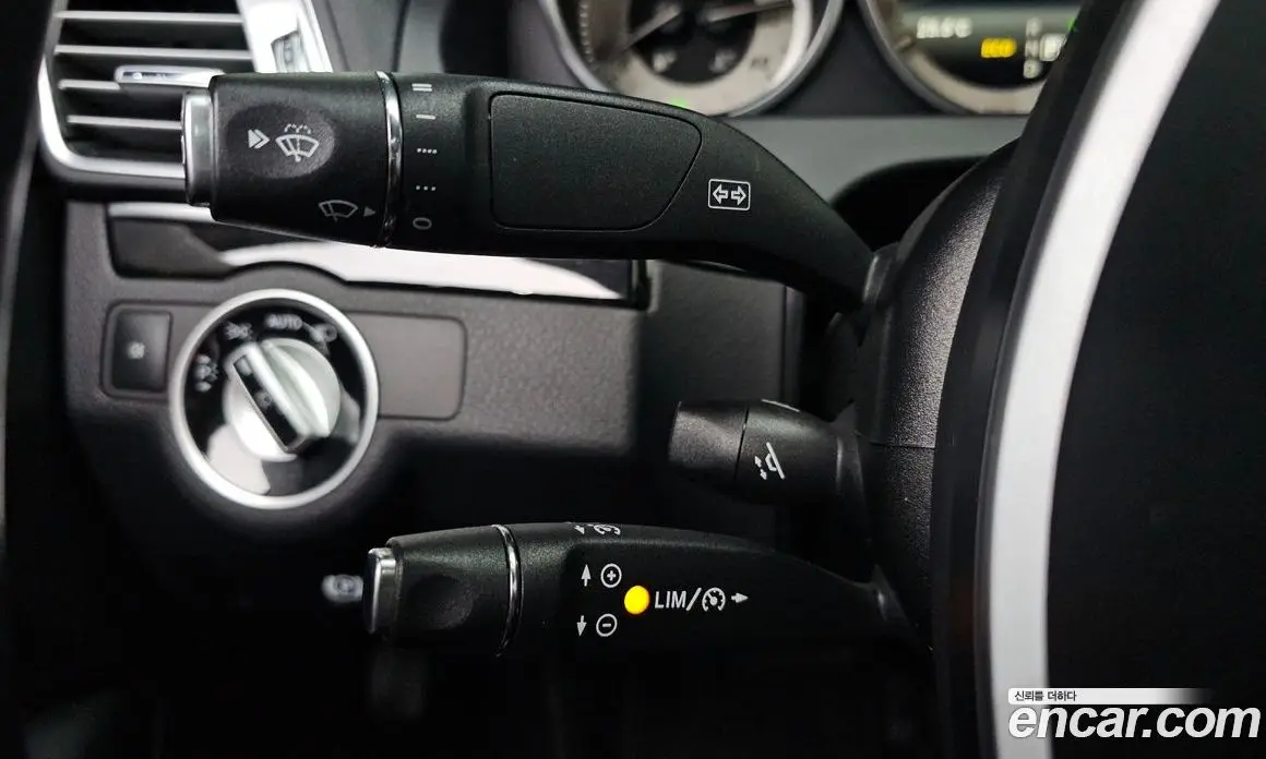 Mercedes-Benz E-Class 2013 2.0 автомат (гидро), фото 16