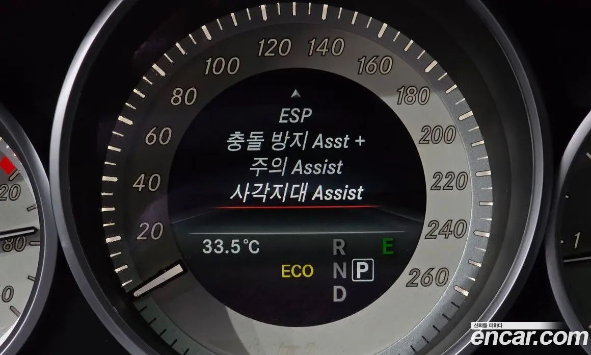 Mercedes-Benz E-Class 2015 2.1 автомат (гидро), фото 19