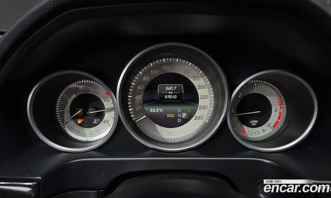 Mercedes-Benz E-Class 2015 2.1 автомат (гидро), фото 8
