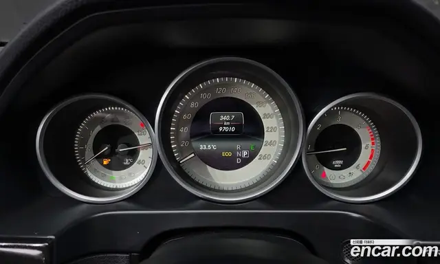 Mercedes-Benz E-Class 2015 2.1 автомат (гидро), миниатюра 8