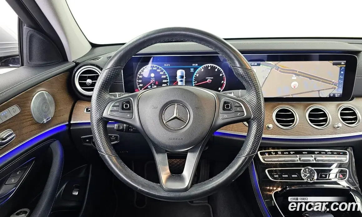 Mercedes-Benz E-Class 2018 2.0 автомат (гидро), фото 13