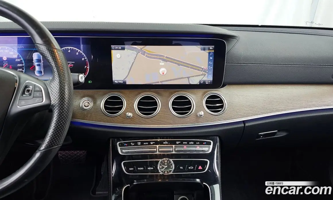 Mercedes-Benz E-Class 2018 2.0 автомат (гидро), фото 14