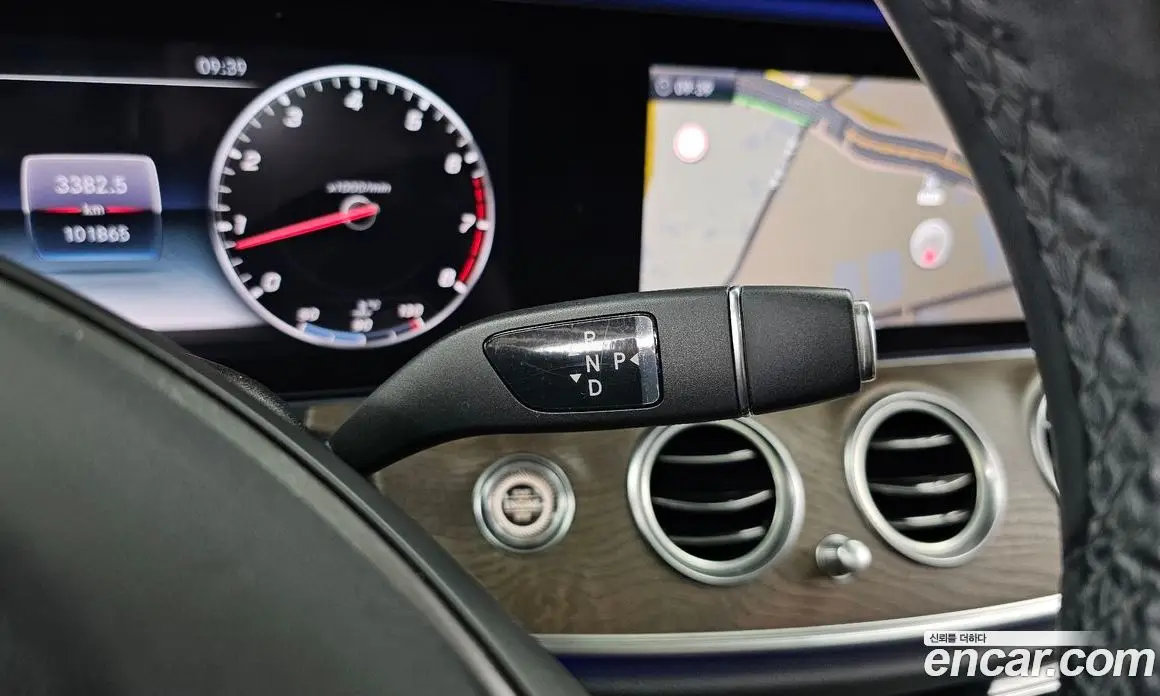 Mercedes-Benz E-Class 2018 2.0 автомат (гидро), фото 9